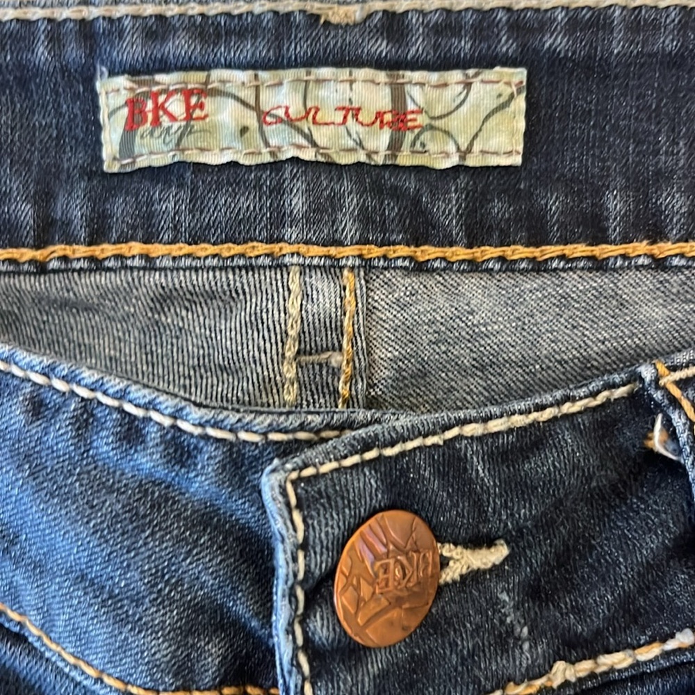 BKE Women's Dark‎ Blue Culture Boot Cut Jeans Size 28